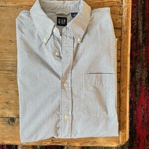 Long sleeved dress shirt